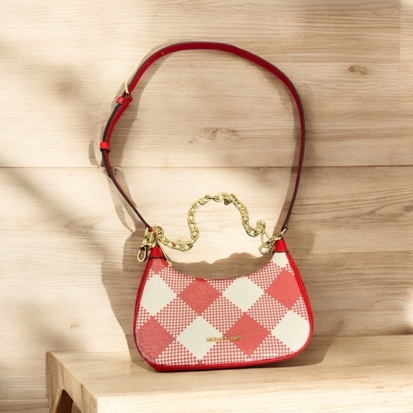 NEW Michael Kors cora shoulder handbag Crossbody MD pochette bag Bright White - Picture 1 of 10